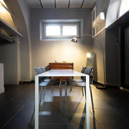 Trastevere Loft アパート ローマ