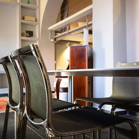 Trastevere Loft Apartment *