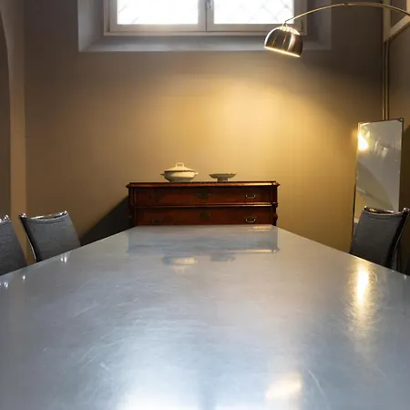 Trastevere Loft Διαμέρισμα *